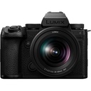 Panasonic Lumix S5IIX + Lumix S 20-60mm f/3.5-5.6 Kit