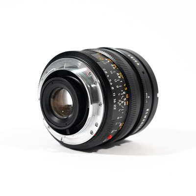 Leica 19mm f/2.8 Elmarit-R II lens (3 cam ver.) Grade 8