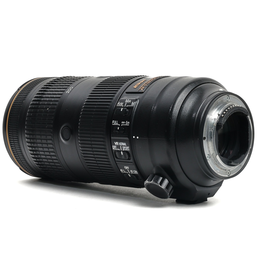 Nikon AF-S 70-200mm f/2.8E FL ED VR Lens Grade 7