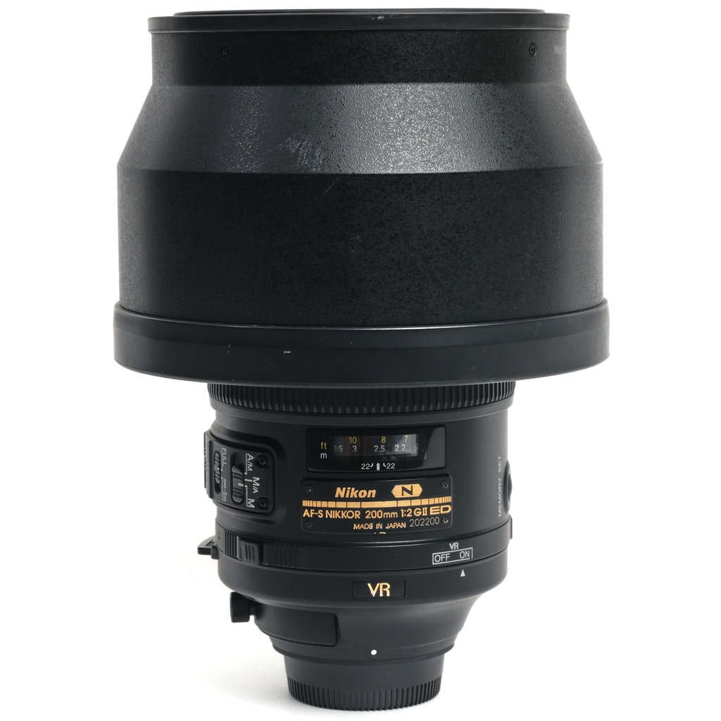 Nikon AF-S 200mm f/2 G VR II lens Grade 8