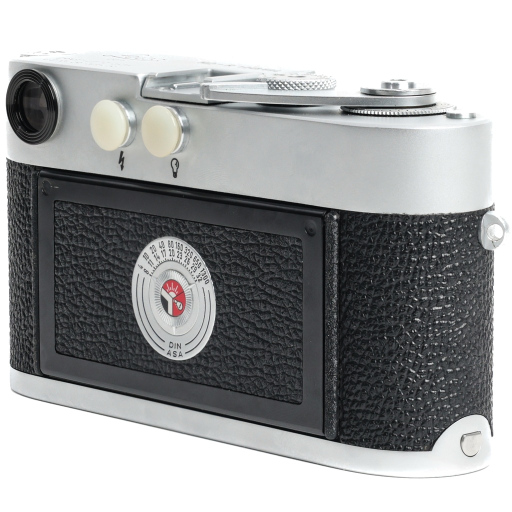 Leica M2-R Body (KS-15 civilian ver.) w/- leicatime half case(circa 1969) Grade 9