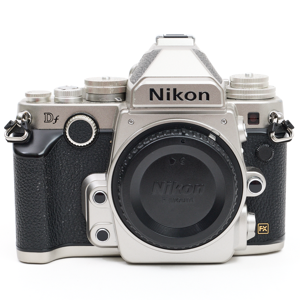 Nikon DF Silver - Grade 8 