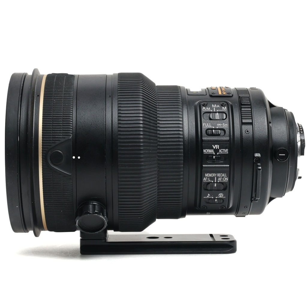 Nikon AF-S 200mm f/2 G VR II lens Grade 8