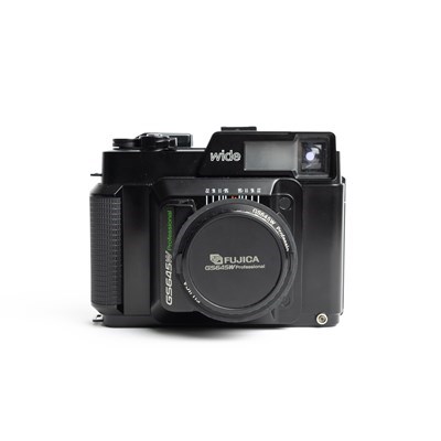 [SHFUJIGS645W-8] Fujifilm GS645W Pro w/- 45mm f/5.6 Grade 8